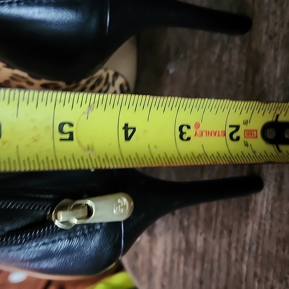 Adrienne Vittadini Leopard Print Heeled Booties - Picture 15 of 15